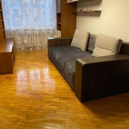 Apartment Next To Metro Station Pechersk Kiev Ngoại thất bức ảnh