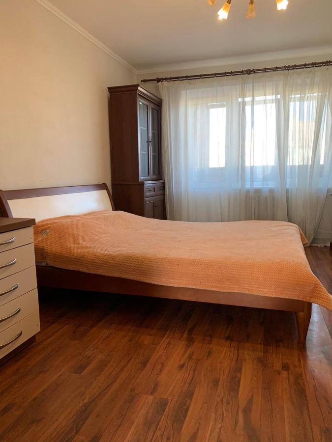 Apartment Next To Metro Station Pechersk Kiev Ngoại thất bức ảnh